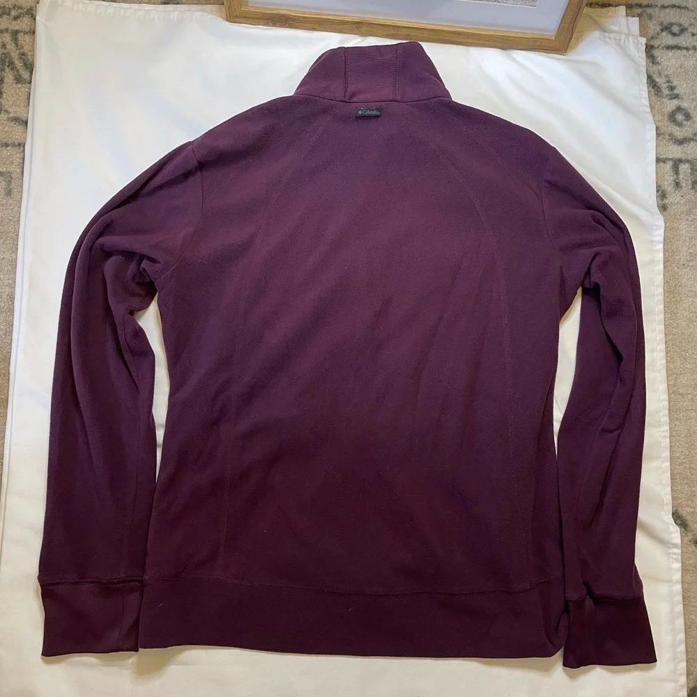 Columbia size medium purple lightweight fleece zip up jacket